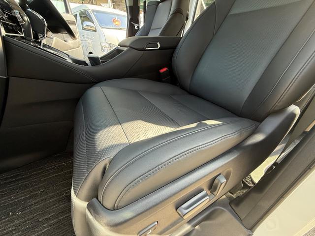 アルファード ２．５Ｓ　Ｃパッケージ　ＢＳＭ　デジタルインナーミラー　サンルーフ　オットマン　メモリーシート　スマートキー　電動シート　アップルカープレイ　フルセグＴＶ　ＥＴＣ（75枚目）