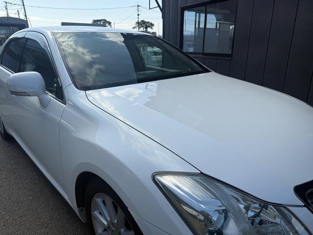 ���X�^�b�t�����X�܂��Y��ɐ��|���Ă���܂��B�����X���������Ă��q�l�̖ڂŎ��ۂɂ��m�F���������B