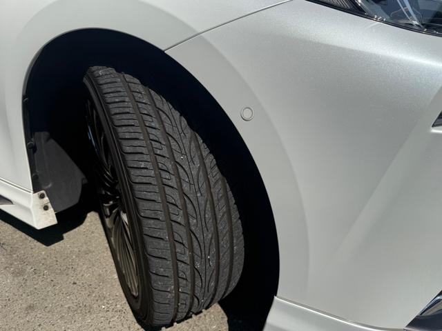 ���X�^�b�t�����X�܂��Y��ɐ��|���Ă���܂��B�����X���������Ă��q�l�̖ڂŎ��ۂɂ��m�F���������B