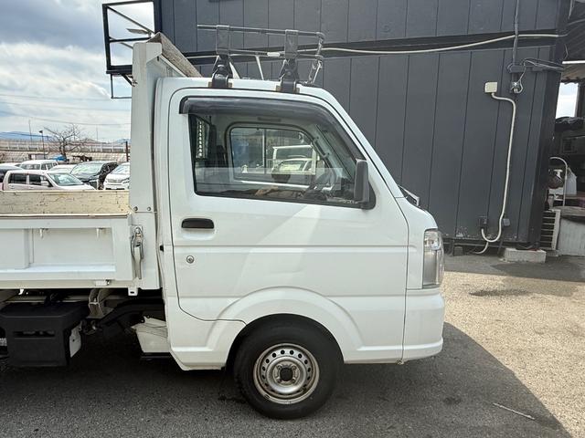 キャリイトラック 頑丈ダンプ　ワンオーナー　４ＷＤ　禁煙車　Ｂｌｕｅｔｏｏｔｈ　メモリーナビ　ＥＴＣ　ワンセグ　ＣＤ／ＤＶＤ再生（12枚目）