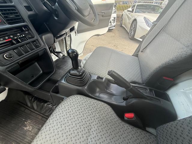 キャリイトラック 頑丈ダンプ　ワンオーナー　４ＷＤ　禁煙車　Ｂｌｕｅｔｏｏｔｈ　メモリーナビ　ＥＴＣ　ワンセグ　ＣＤ／ＤＶＤ再生（23枚目）