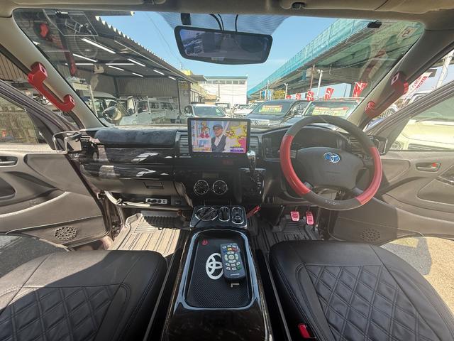 ハイエースバン ロングスーパーＧＬ　ベットキット　ホワイトレターアルミ　デジタルインナーミラー　メモリーナビ　バックカメラ　フリップダウンモニター（2枚目）