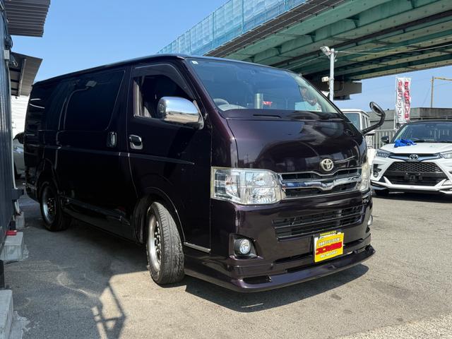ハイエースバン ロングスーパーＧＬ　ベットキット　ホワイトレターアルミ　デジタルインナーミラー　メモリーナビ　バックカメラ　フリップダウンモニター（16枚目）