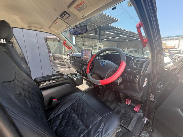 ハイエースバン ロングスーパーＧＬ　ベットキット　ホワイトレターアルミ　デジタルインナーミラー　メモリーナビ　バックカメラ　フリップダウンモニター（36枚目）