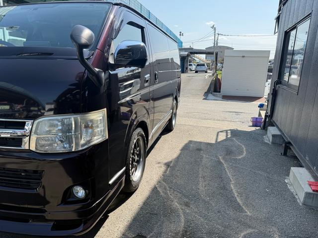 ハイエースバン ロングスーパーＧＬ　ベットキット　ホワイトレターアルミ　デジタルインナーミラー　メモリーナビ　バックカメラ　フリップダウンモニター（53枚目）