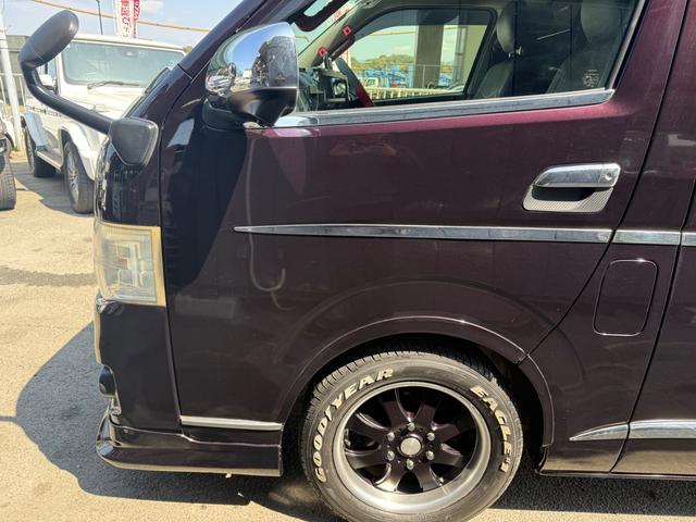 ハイエースバン ロングスーパーＧＬ　ベットキット　ホワイトレターアルミ　デジタルインナーミラー　メモリーナビ　バックカメラ　フリップダウンモニター（54枚目）