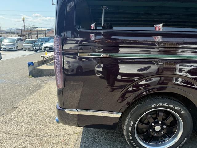 ハイエースバン ロングスーパーＧＬ　ベットキット　ホワイトレターアルミ　デジタルインナーミラー　メモリーナビ　バックカメラ　フリップダウンモニター（61枚目）