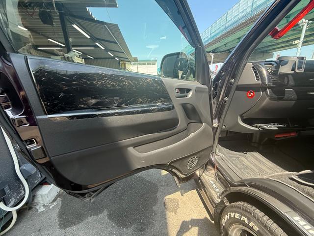 ハイエースバン ロングスーパーＧＬ　ベットキット　ホワイトレターアルミ　デジタルインナーミラー　メモリーナビ　バックカメラ　フリップダウンモニター（77枚目）