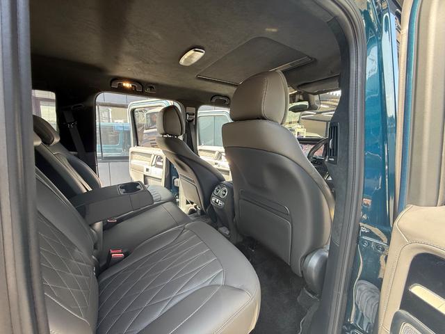 Gクラス G450d ローンチエディション ディーゼルターボ 4WD AMGラインエクステリア ボディオプションカラー Burmester3Dサラウンドシステム ボディ同色スペアタイヤリング ガラススライディングルーフ(22枚目)