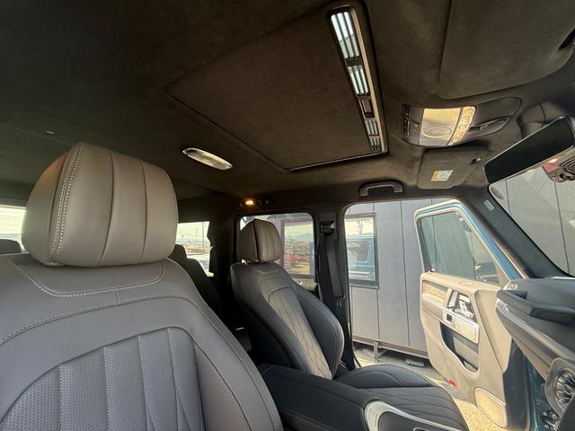 Gクラス G450d ローンチエディション ディーゼルターボ 4WD AMGラインエクステリア ボディオプションカラー Burmester3Dサラウンドシステム ボディ同色スペアタイヤリング ガラススライディングルーフ(39枚目)