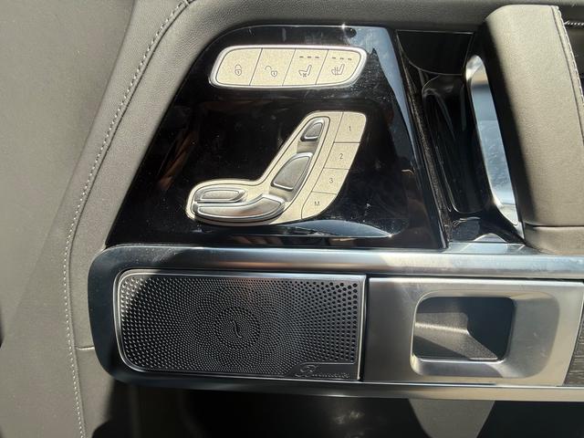 Gクラス G450d ローンチエディション ディーゼルターボ 4WD AMGラインエクステリア ボディオプションカラー Burmester3Dサラウンドシステム ボディ同色スペアタイヤリング ガラススライディングルーフ(43枚目)