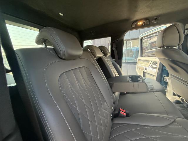 Gクラス G450d ローンチエディション ディーゼルターボ 4WD AMGラインエクステリア ボディオプションカラー Burmester3Dサラウンドシステム ボディ同色スペアタイヤリング ガラススライディングルーフ(46枚目)