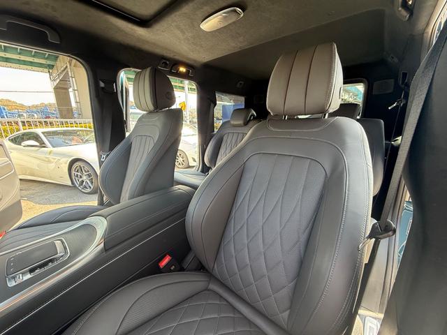 Gクラス G450d ローンチエディション ディーゼルターボ 4WD AMGラインエクステリア ボディオプションカラー Burmester3Dサラウンドシステム ボディ同色スペアタイヤリング ガラススライディングルーフ(51枚目)