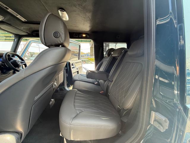 Gクラス G450d ローンチエディション ディーゼルターボ 4WD AMGラインエクステリア ボディオプションカラー Burmester3Dサラウンドシステム ボディ同色スペアタイヤリング ガラススライディングルーフ(60枚目)