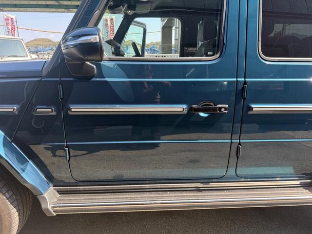 Gクラス G450d ローンチエディション ディーゼルターボ 4WD AMGラインエクステリア ボディオプションカラー Burmester3Dサラウンドシステム ボディ同色スペアタイヤリング ガラススライディングルーフ(70枚目)