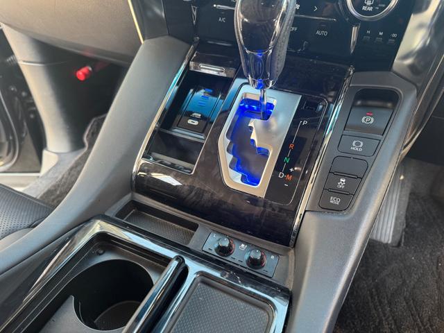 アルファード ２．５Ｓ　Ｃパッケージ　全国対応１年保証　アルパインＥＸ１１Ｚナビ　アルパインフリップダウンモニター　オットマンシート　Ｂｌｕｅｔｏｏｔｈ　バックカメラ　両側電動スライド　３眼ヘッドライト　シートヒーター　レーダー（9枚目）