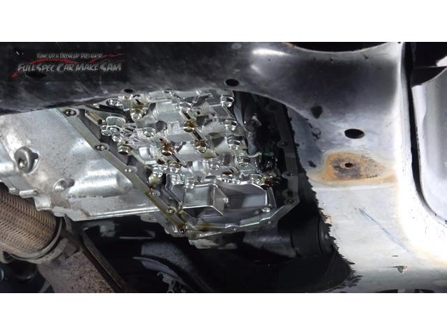 エルグランド ２５０ハイウェイスターＳ　アーバンクロム　ＣＶＴＦ圧送交換　シートカバー　エンジンスラッジナイザー施工　エアコンフラッシング　ウォターポンプ交換　サーモスタット交換　ＬＬＣ交換　補器ベルト交換　ベルトテンショナー交換　プラグ交換　スロットル清（69枚目）