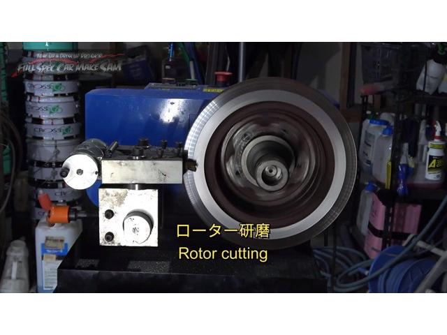 エルグランド ２５０ハイウェイスターＳ　アーバンクロム　ＣＶＴＦ圧送交換　シートカバー　エンジンスラッジナイザー施工　エアコンフラッシング　ウォターポンプ交換　サーモスタット交換　ＬＬＣ交換　補器ベルト交換　ベルトテンショナー交換　プラグ交換　スロットル清（75枚目）