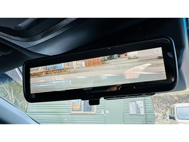 �f�W�^���~���[