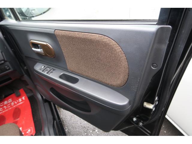 アルトラパン Ｇ　スマートキー　プッシュスタート　ＣＤ　ベンチシート　ライトレベル調節　プライバシーガラス　エアコン　パワーステアリング　パワーウィンドウ（12枚目）