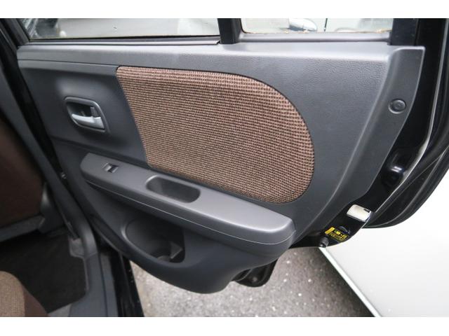 アルトラパン Ｇ　スマートキー　プッシュスタート　ＣＤ　ベンチシート　ライトレベル調節　プライバシーガラス　エアコン　パワーステアリング　パワーウィンドウ（13枚目）