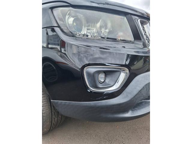 ジープ・コンパス リミテッド　本革パワーシート　シートヒーター　ナビ　フルセグ　バックモニター　ＥＴＣ　キーレスエントリー　純正１８インチアルミホイール（43枚目）