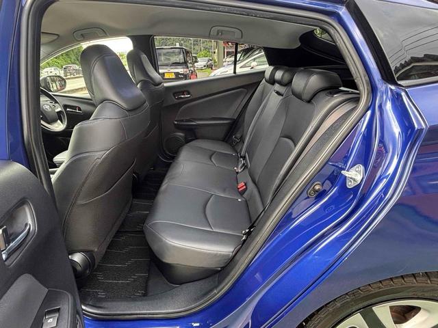 プリウス Ｓツーリングセレクション　ドライブレコーダー　ＥＴＣ　バックカメラ　ナビ　ＴＶ　アルミホイール　オートライト　ＬＥＤヘッドランプ　ＣＶＴ　シートヒーター　スマートキー　電動格納ミラー　盗難防止システム　ＣＤ　ＵＳＢ（46枚目）