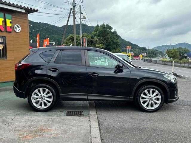 ＣＸ－５ ＸＤ　Ｌパッケージ　４ＷＤ　ドライブレコーダー　ＥＴＣ　バックカメラ　クリアランスソナー　オートクルーズコントロール　パワーシート　衝突被害軽減システム　ナビ　ＴＶ　オートライト　ＨＩＤ　アルミホイール　スマートキー（6枚目）