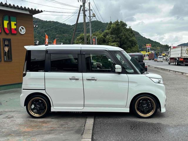 スペーシアカスタムＺ ターボ　ＥＴＣ　バックカメラ　両側スライド・片側電動　ナビ　ＴＶ　オートクルーズコントロール　レーンアシスト　衝突被害軽減システム　オートライト　ＨＩＤ　スマートキー　アイドリングストップ　電動格納ミラー（6枚目）