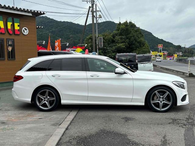 Ｃクラスステーションワゴン Ｃ２００　ステーションワゴン　スポーツ　ドライブレコーダー　ＥＴＣ　バックカメラ　ナビ　ＴＶ　クリアランスソナー　オートクルーズコントロール　レーンアシスト　アルミホイール　オートライト　パワーシート　キーレスエントリー（5枚目）
