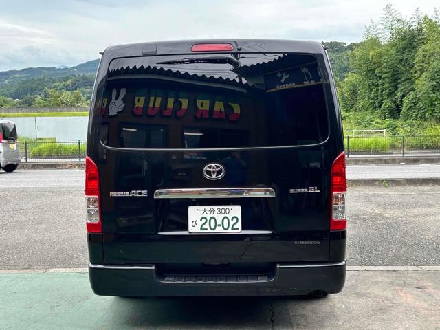 レジアスエースバン ロングスーパーＧＬ　両側スライドドア　キーレスエントリー　電動格納ミラー　ＡＴ　アルミホイール　１００Ｖ電源　エアコン　パワーウィンドウ　運転席エアバッグ　助手席エアバッグ（8枚目）