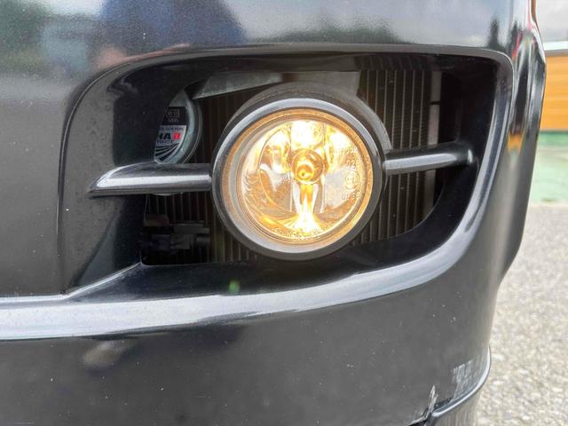 レジアスエースバン ロングスーパーＧＬ　両側スライドドア　キーレスエントリー　電動格納ミラー　ＡＴ　アルミホイール　１００Ｖ電源　エアコン　パワーウィンドウ　運転席エアバッグ　助手席エアバッグ（12枚目）