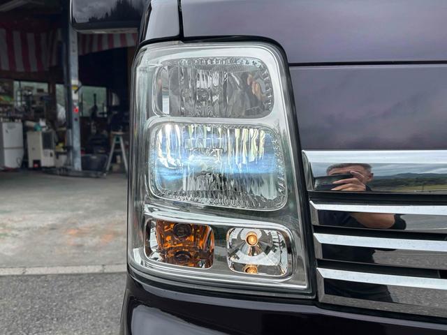 エブリイワゴン ＰＺターボスペシャル　ＥＴＣ　両側電動スライドドア　ナビ　ＴＶ　ＨＩＤ　キーレスエントリー　電動格納ミラー　ＡＴ　盗難防止システム　ＡＢＳ　ＣＤ　ＵＳＢ　アルミホイール　衝突安全ボディ　エアコン　パワーステアリング（27枚目）