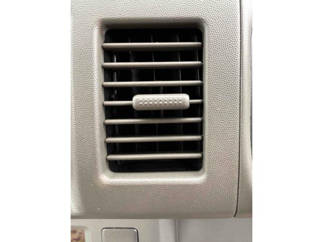 エブリイワゴン ＰＺターボスペシャル　ＥＴＣ　両側電動スライドドア　ナビ　ＴＶ　ＨＩＤ　キーレスエントリー　電動格納ミラー　ＡＴ　盗難防止システム　ＡＢＳ　ＣＤ　ＵＳＢ　アルミホイール　衝突安全ボディ　エアコン　パワーステアリング（31枚目）