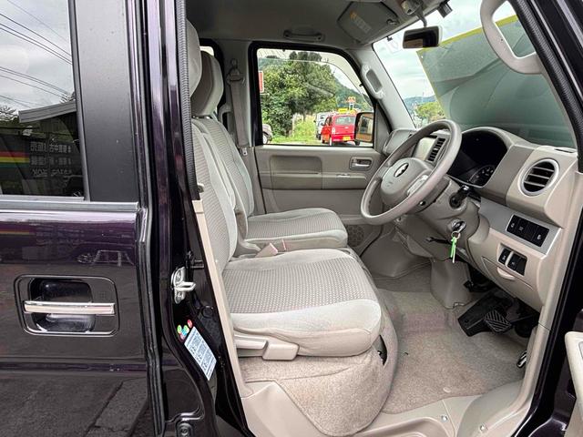 エブリイワゴン ＰＺターボスペシャル　ＥＴＣ　両側電動スライドドア　ナビ　ＴＶ　ＨＩＤ　キーレスエントリー　電動格納ミラー　ＡＴ　盗難防止システム　ＡＢＳ　ＣＤ　ＵＳＢ　アルミホイール　衝突安全ボディ　エアコン　パワーステアリング（42枚目）
