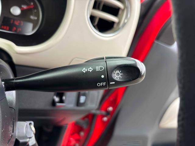 ミラココア ココアＸ　ナビ　ＴＶ　キーレスエントリー　アイドリングストップ　電動格納ミラー　ベンチシート　ＣＶＴ　盗難防止システム　ＡＢＳ　ＣＤ　ＵＳＢ　ミュージックプレイヤー接続可　ルーフレール　衝突安全ボディ　エアコン（9枚目）