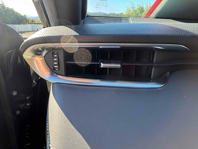 ハリアー Ｚ　全周囲カメラ　クリアランスソナー　オートクルーズコントロール　レーンアシスト　パワーシート　衝突被害軽減システム　ナビ　ＴＶ　オートマチックハイビーム　オートライト　ＬＥＤヘッドランプ　電動リアゲート（39枚目）