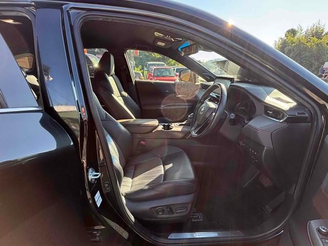 ハリアー Ｚ　全周囲カメラ　クリアランスソナー　オートクルーズコントロール　レーンアシスト　パワーシート　衝突被害軽減システム　ナビ　ＴＶ　オートマチックハイビーム　オートライト　ＬＥＤヘッドランプ　電動リアゲート（48枚目）