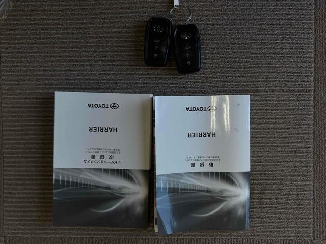 ハリアー Ｚ　全周囲カメラ　クリアランスソナー　オートクルーズコントロール　レーンアシスト　パワーシート　衝突被害軽減システム　ナビ　ＴＶ　オートマチックハイビーム　オートライト　ＬＥＤヘッドランプ　電動リアゲート（63枚目）