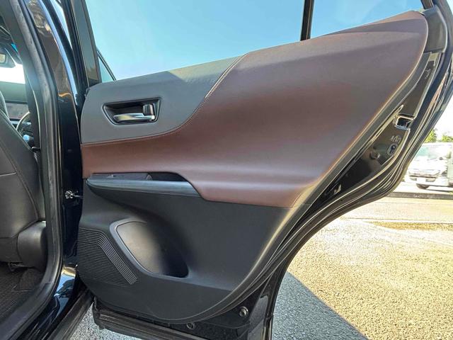 ハリアー Ｚ　全周囲カメラ　クリアランスソナー　オートクルーズコントロール　レーンアシスト　パワーシート　衝突被害軽減システム　ナビ　ＴＶ　オートマチックハイビーム　オートライト　ＬＥＤヘッドランプ　電動リアゲート（67枚目）