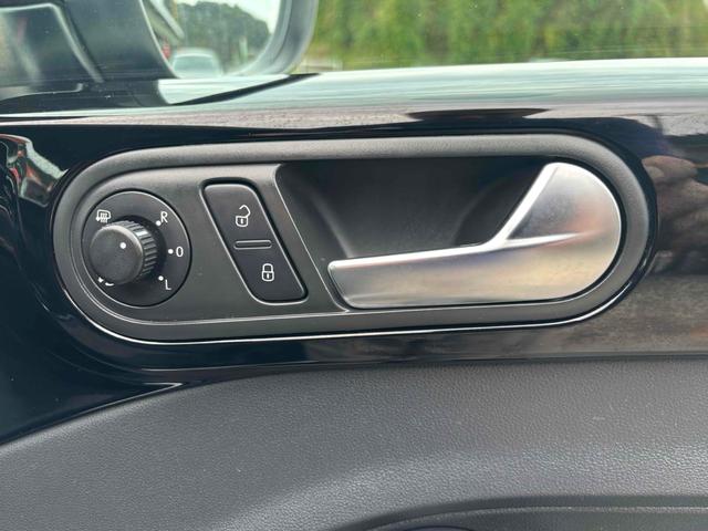 この度は当店のお車をご覧になっていただき、誠にありがとうございます。ぜひじっくりとご検討下さい。気軽にお問合せ・お見積りお待ちしております。