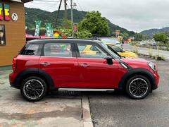 当店の在庫車は販売価格に点検整備料金が含まれています。ご購入後３ヶ月、もしくは３．０００ｋｍの走行保証付き※一部対象外 6