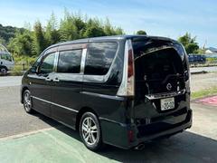 お客様が快適にお車をお使いいただけるようにアフターサービスにも力を入れておりますので、ご購入後も末長いお付き合いを宜しくお願いします。 7