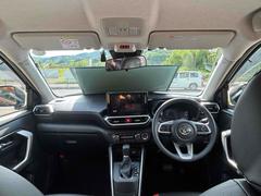 運転者にとっては日々使用することとなる運転席です。運転席が快適だと運転に集中することができますね。 2