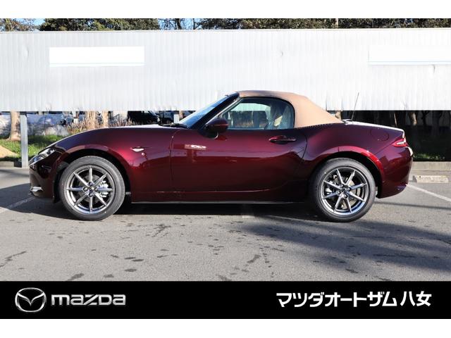 ロードスター ３５周年記念車　当店展示車　コーティング済み　室内展示（8枚目）
