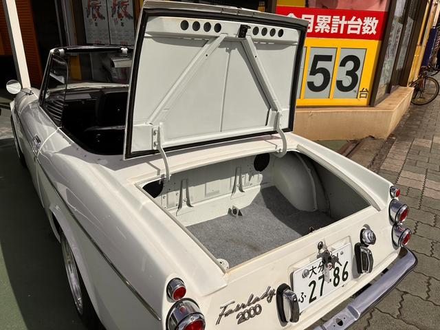 日産 　フェアレディＳＲ３１１ダットサン２ドアオープン（18枚目）