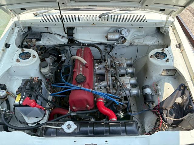 ブルーバード 　１８００ＳＳＳ　ローバック５速　Ｌ１８改２０００ｃｃ　ソレックス４４パイ　タコアシ　ストレート（27枚目）