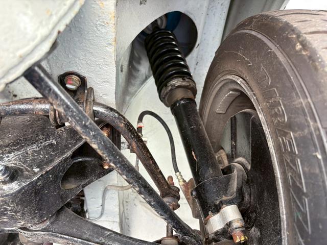 ブルーバード 　１８００ＳＳＳ　ローバック５速　Ｌ１８改２０００ｃｃ　ソレックス４４パイ　タコアシ　ストレート（35枚目）