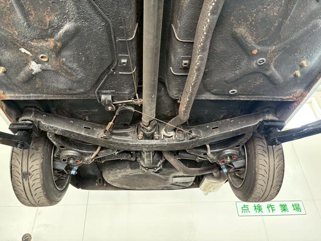 ブルーバード 　１８００ＳＳＳ　ローバック５速　Ｌ１８改２０００ｃｃ　ソレックス４４パイ　タコアシ　ストレート（38枚目）