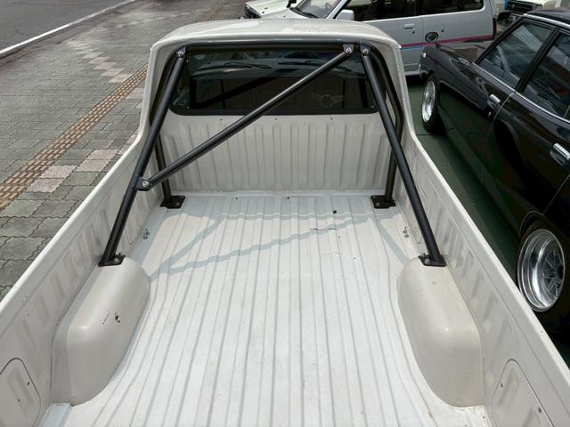サニートラック ロングＤＸ　ＷＥＢＥＲ４５　タコアシ　サイド管　Ｆ車高調　ロールバー　純正クーラー　ワタナベ１４インチＦ８．５Ｊ　Ｒ１０．０Ｊ　Ａ１２改１３００ｃｃ　ハイカム７４度（12枚目）